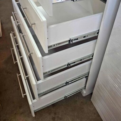 White Drawers Raised Cupboard - Hanging behind door - Local - Image 3